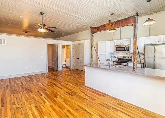 Property at 120 Goldsboro St S Unit D, Wilson, NC, 27893, 1 bed, 1 bath, [object Object]