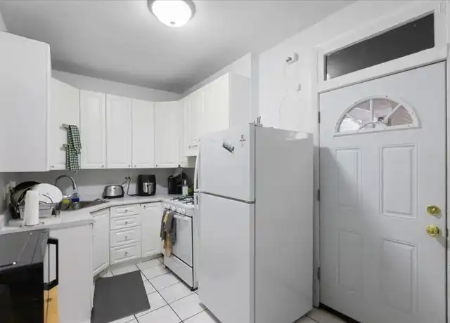 Property at 2453 N Clark St, Chicago, IL, 60614, 3 beds, 1 bath, [object Object]