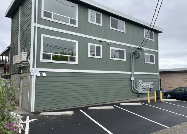 Property at 1215 Gregory Way Unit 3, Bremerton, WA, 98337, 1 bed, 1 bath, [object Object]