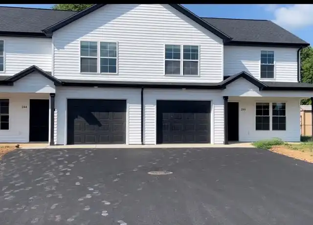 Property at 241 Whispering Hills Blvd, Bowling Green, KY, 42101, 2 beds, 2.5 baths, [object Object]