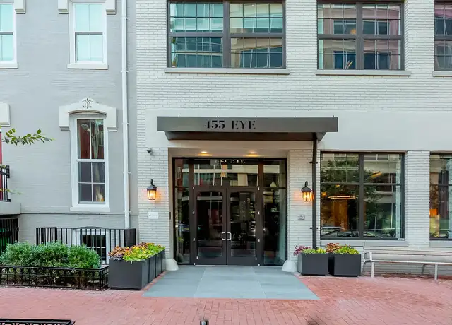 Photo of 455 I St NW, Washington, DC 20001
