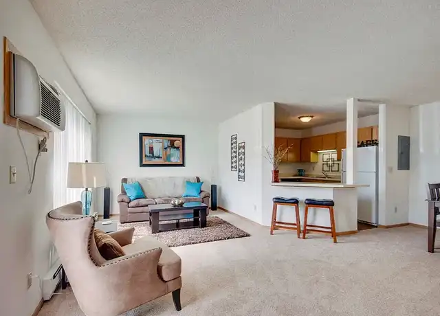 Property at Eagle Creek Townhomes - 700 Sarazin St, Shakopee, MN, 55379, 3 beds, 1.5 baths, [object Object]
