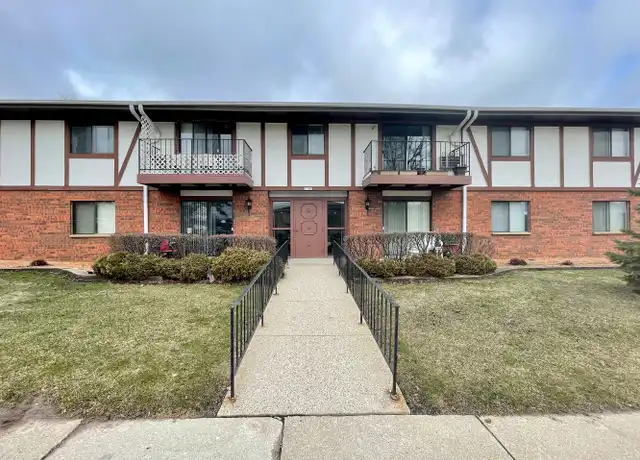 Property at 11244 W National Ave Unit 102, West Allis, WI, 53227, 1 bed, 1 bath, [object Object]