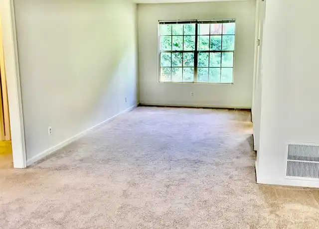 Property at 2517 Hydraulic Rd #74, Charlottesville, VA, 22901, 2 beds, 1 bath, [object Object]