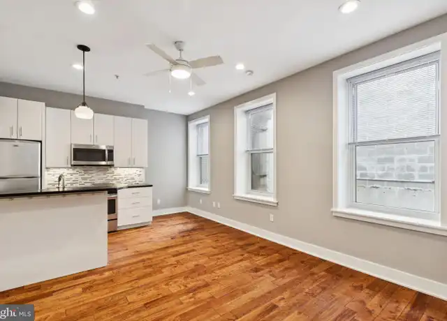 Property at 126 S 16th St Unit 3R, Philadelphia, PA, 19102, 0 beds, 1 bath, [object Object]