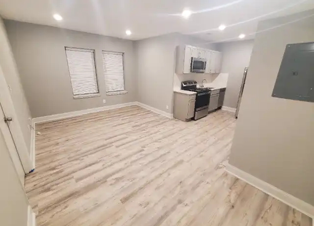 Property at 1205 E Armour Blvd Unit 1, Kansas City, MO, 64109, 1 bed, 1 bath, [object Object]