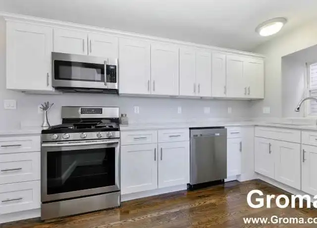 Property at 31 Rowell St, Boston, MA, 02125, 3 beds, 1 bath, [object Object]