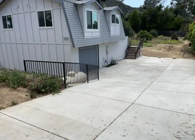 Property at 1121 La Moree Rd, San Marcos, CA, 92078, 2 beds, 1 bath, [object Object]