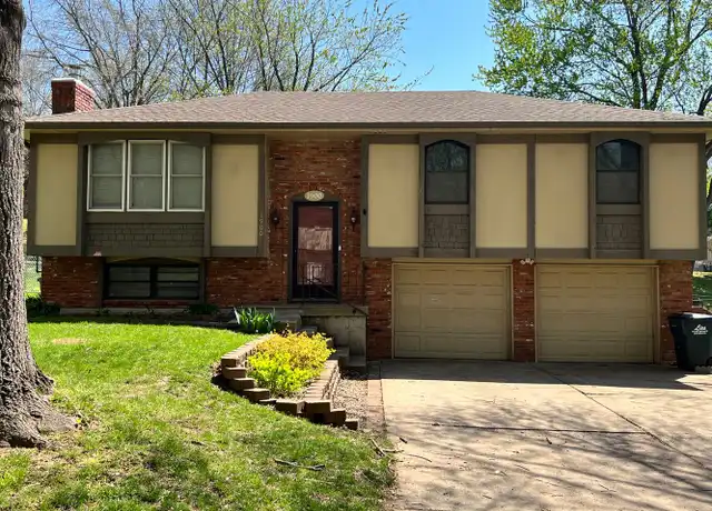 Property at 1900 SE Stratford St, Blue Springs, MO, 64014, 3 beds, 2 baths, [object Object]
