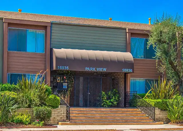 Property at Parkview Apartments - 16936 Burbank Blvd, Encino, CA, 91316, 1 bed, 1 bath, [object Object]