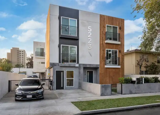 Property at 5221 Cleon Ave Unit 5223 1/3 Cleon, North Hollywood, CA, 91601, 0 beds, 1 bath, [object Object]