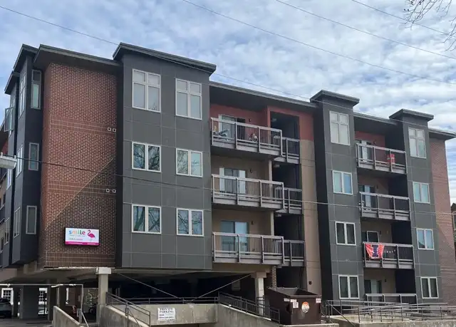Property at 1106 Euclid St Unit 304, Champaign, IL, 61820, 4 beds, 2 baths, [object Object]