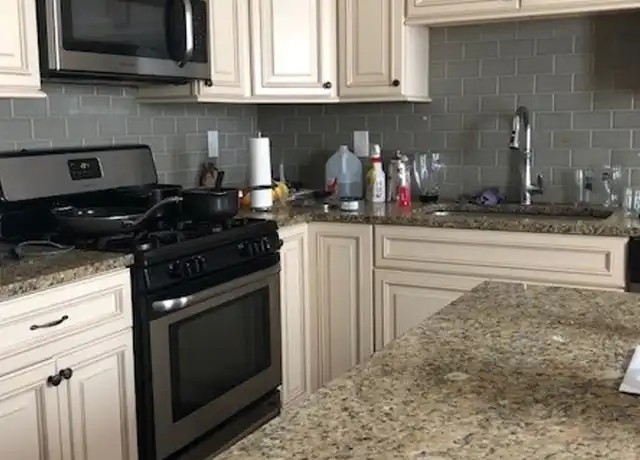 Property at 44 Mechanic St Unit 1, New Haven, CT, 06511, 3 beds, 1.5 baths, [object Object]