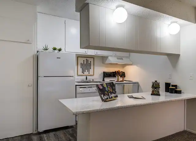 Property at Alturas Eleventh - 2828 E 11th St, Odessa, TX, 79761, 1-2 bed, 1 bath, [object Object]