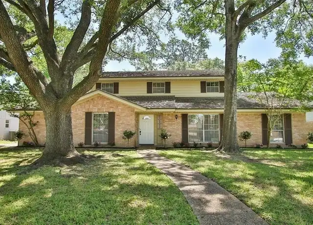 Property at 1422 Scenic Ridge Dr, Houston, TX, 77043, 4 beds, 2 baths, [object Object]
