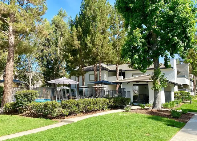 Photo of 2088 W Hillcrest Dr, Newbury Park, CA 91320