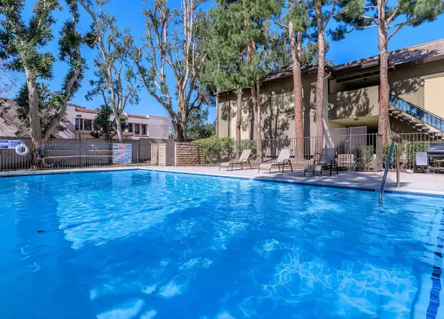 Photo of 2088 W Hillcrest Dr, Newbury Park, CA 91320
