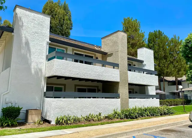 Photo of 2088 W Hillcrest Dr, Newbury Park, CA 91320