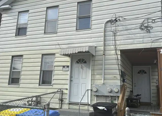 Property at 12 Ann St, Waterbury, CT, 06702, 3 beds, 1 bath, [object Object]