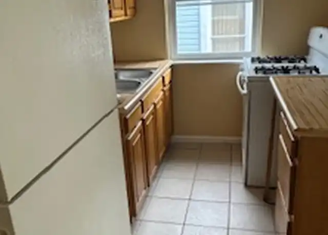Property at 3723 Horner Pl SE Unit 302, Washington, DC, 20032, 1 bed, 1 bath, [object Object]
