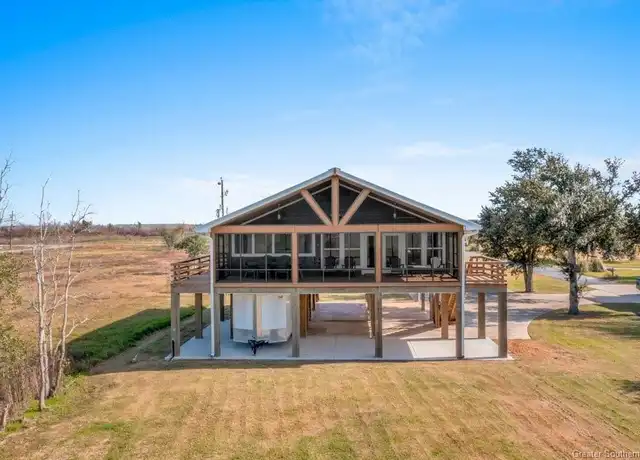 Property at 3616 Manning St, Lake Charles, LA, 70605, 2 beds, 1.5 baths, [object Object]