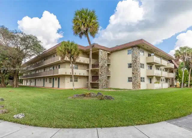 Property at 7505 SW 82nd St #310, Miami, FL, 33143, 1 bed, 1 bath, [object Object]
