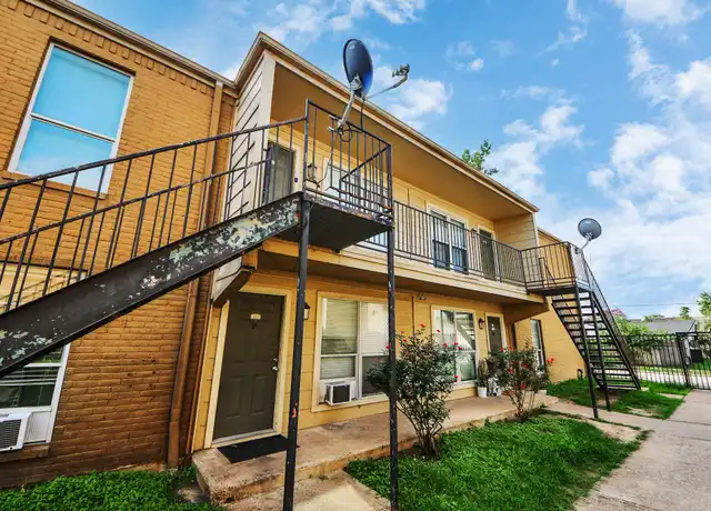 Property at 8100 Creekbend Dr #104, Houston, TX, 77071, 3 beds, 2 baths, [object Object]