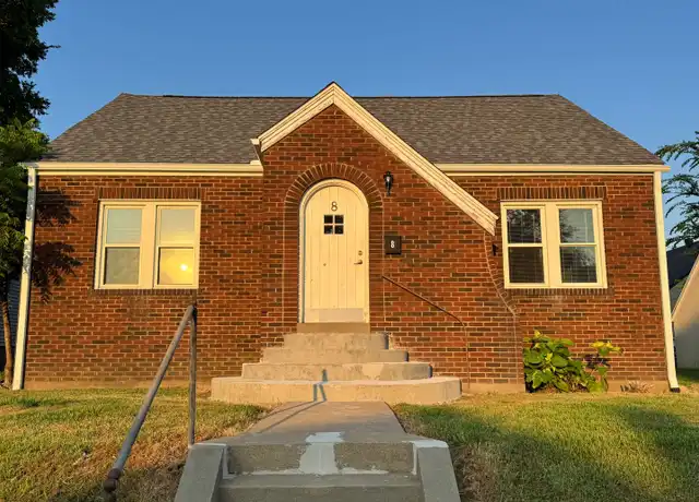 Property at 8 N Park Ave, Cape Girardeau, MO, 63701, 3 beds, 1 bath, [object Object]