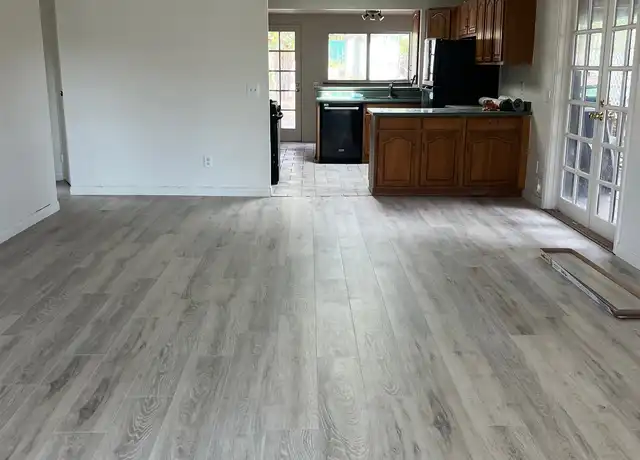 Property at 733 S Lincoln Ave, El Cajon, CA, 92020, 3 beds, 1 bath, [object Object]