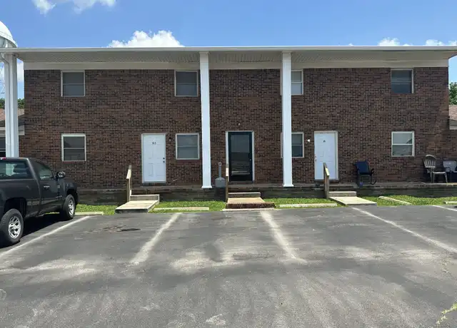 Property at 410 Manor Dr Unit B3, Lawrenceburg, TN, 38464, 2 beds, 1 bath, [object Object]