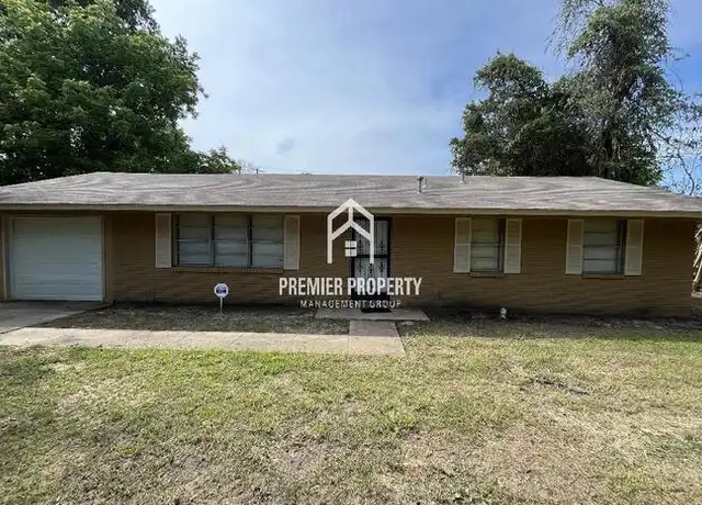 Property at 796 Westview Ln, Memphis, TN, 38109, 4 beds, 2 baths, [object Object]