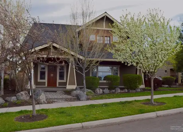 Property at 637 NW Compass Ln, Bend, OR, 97703, 3 beds, 2.5 baths, [object Object]