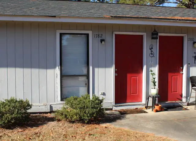 Property at 1782 Shirley Ct, Fayetteville, NC, 28304, 1 bed, 1 bath, [object Object]