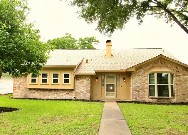 Property at 13602 Salisbury Dr, Sugar Land, TX, 77498, 3 beds, 2 baths, [object Object]