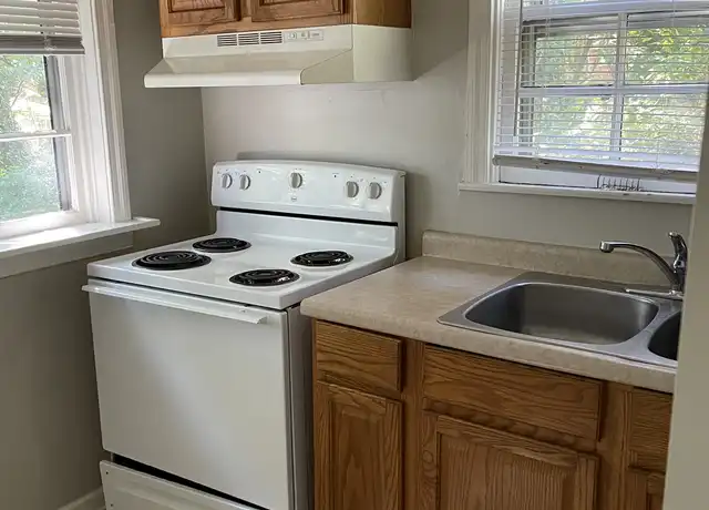 Property at 19 Dortch Ave Unit A, Asheville, NC, 28801, 2 beds, 1 bath, [object Object]