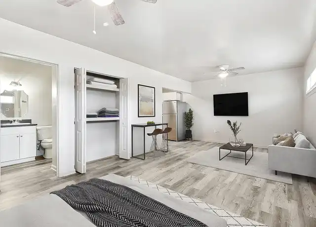 Property at Riverside Commons - 251 Barry Ave, New Orleans, LA, 70121, 0 beds, 1 bath, [object Object]