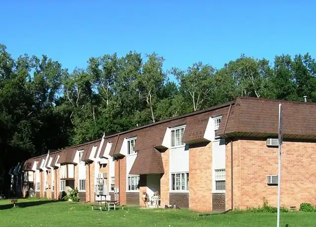 Property at Meadow Creek Apartments - 750 S McCord Rd, Holland, OH, 43528, 1 bed, 1 bath, Contact for Price