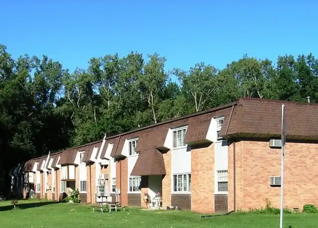 Property at 1BR Apartment in Holland On-Site Laundry Quiet Community - 750 S McCord Rd, Holland, OH, 43528, 1 bed, 1 bath, Contact for Price