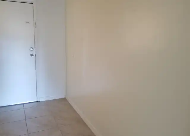 Property at 1829 E Yale St, Phoenix, AZ, 85006, 1 bed, 1 bath, [object Object]