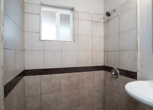 Property at 1829 E Yale St, Phoenix, AZ, 85006, 1 bed, 1 bath, [object Object]