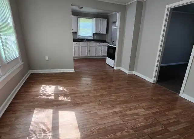 Property at 305 Union Heights Blvd, Salisbury, NC, 28146, 3 beds, 2 baths, [object Object]
