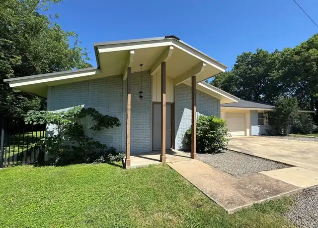 Property at 2304 Mesquite Ln Unit B, Georgetown, TX, 78628, 2 beds, 1 bath, [object Object]