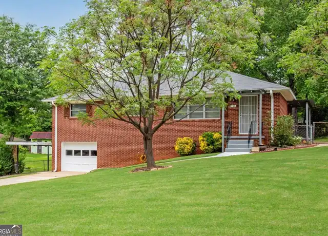Property at 718 Birchwood Ln SW, Marietta, GA, 30060, 3 beds, 2 baths, [object Object]