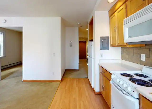 Property at 10 Langdon St Unit P, Madison, WI, 53703, 1 bed, 1 bath, [object Object]