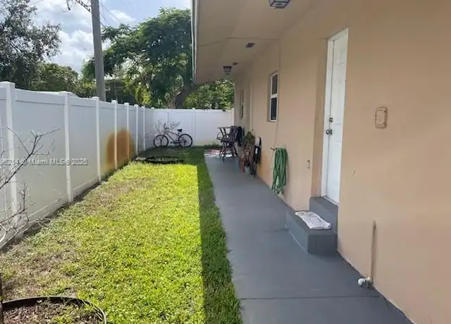 Property at 1912 Jefferson St Unit 1, Hollywood, FL, 33020, 1 bed, 1 bath, [object Object]