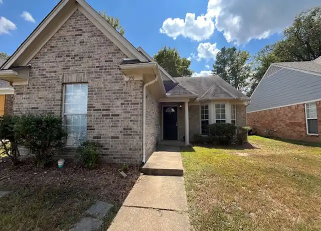 Property at 701 Burton Ln, Southaven, MS, 38671, 2 beds, 2 baths, [object Object]