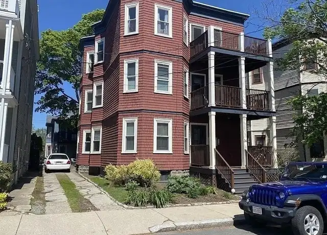 Property at 34 Belknap St, Somerville, MA, 02144, 3 beds, 1 bath, [object Object]