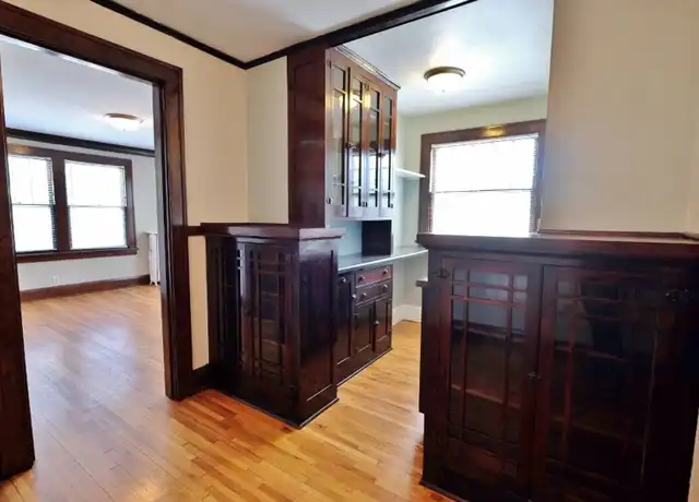 Property at 1091 Goodrich Ave Unit 5, St Paul, MN, 55105, 1 bed, 1 bath, [object Object]