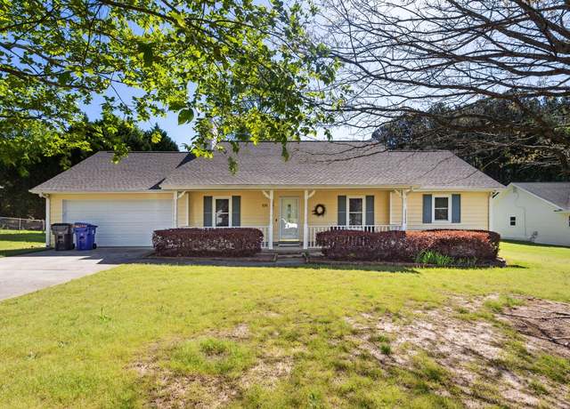 Photo of 130 Pye Ct, Fayetteville, GA 30214