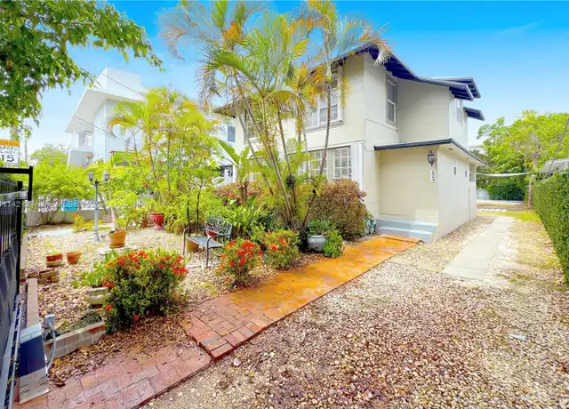 Property at 224 SW 6th Ave Unit 2, Miami, FL, 33130, 3 beds, 2.5 baths, [object Object]